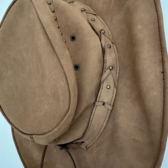 BULLHIDE | Genuine Leather Cowboy Hat - Picture 4 of 7